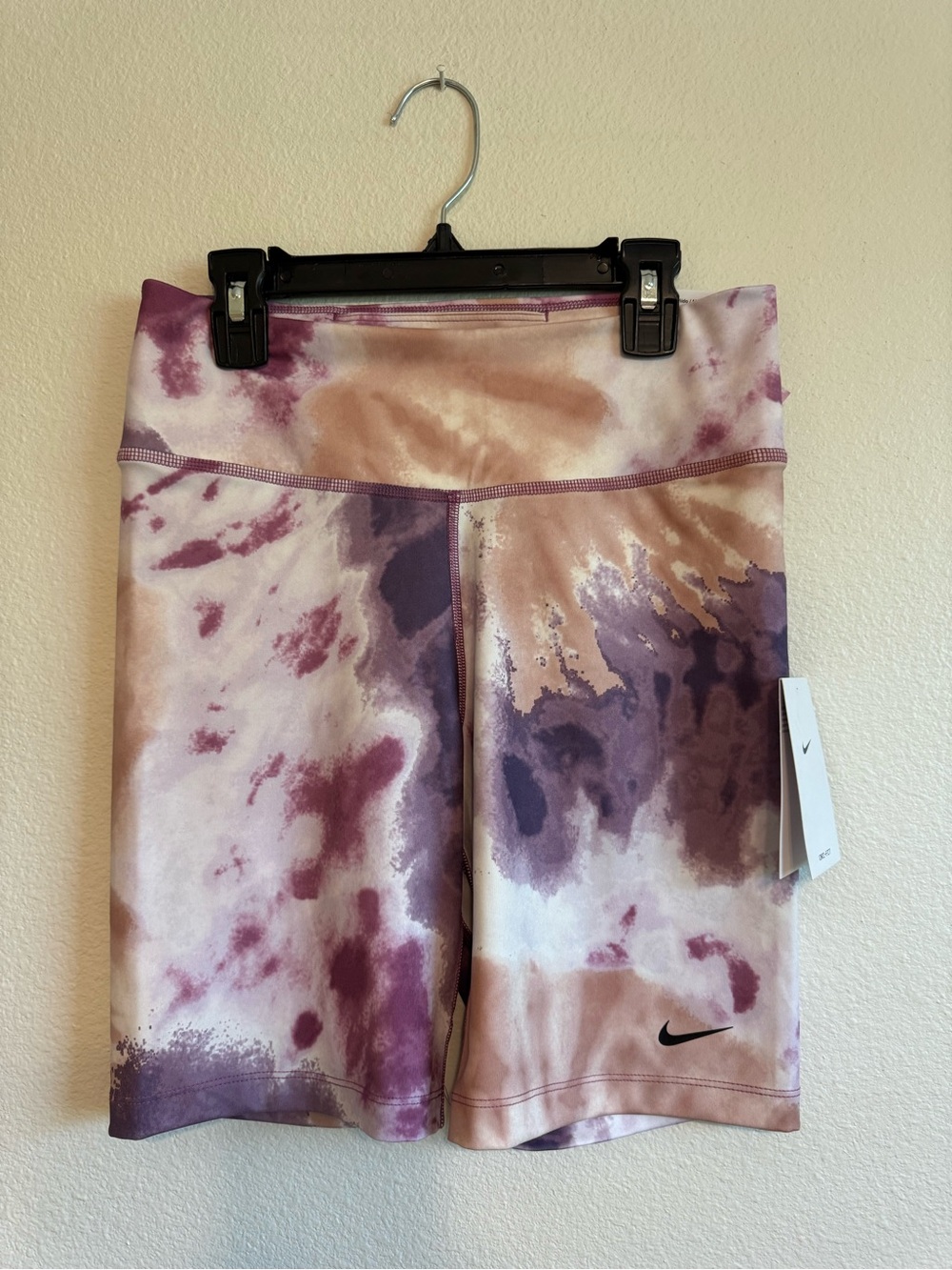 NWT Nike Tie-Dye Athletic Biker Shorts 7”